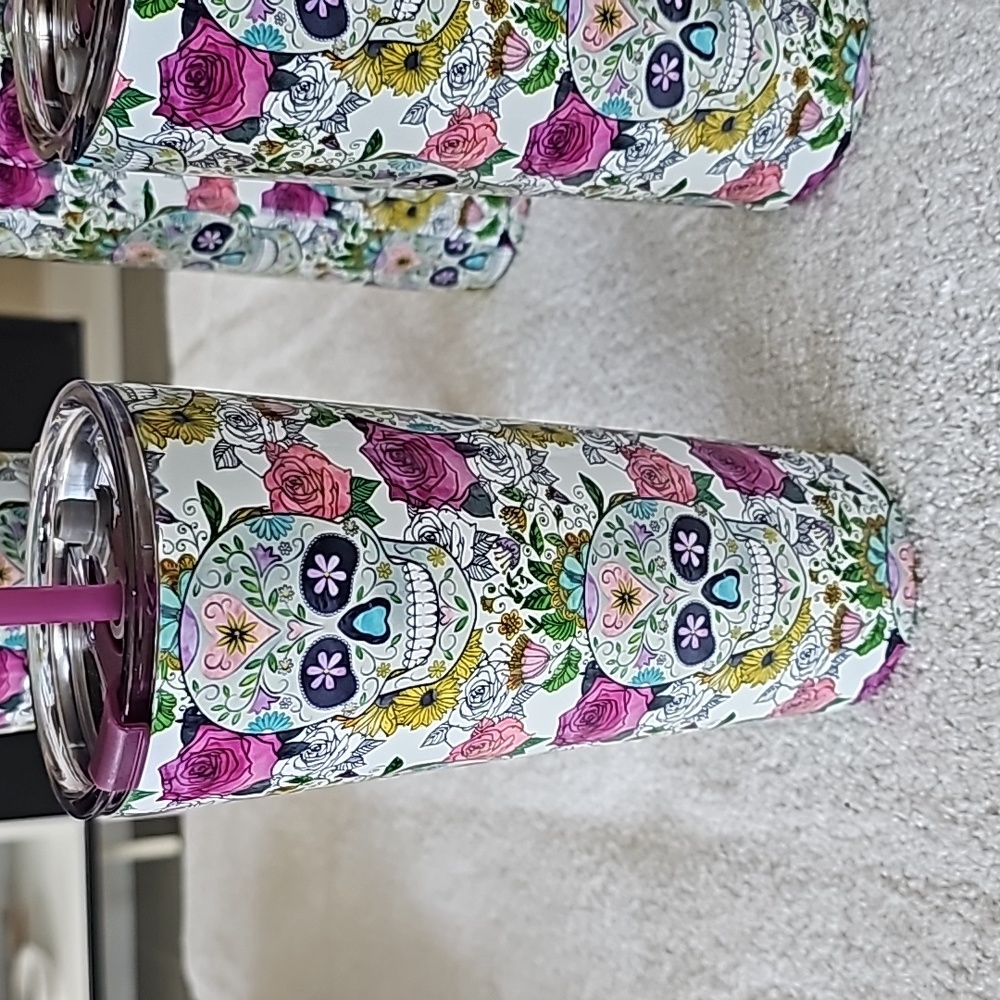 Last One 22 oz Sugar Skulls - Picture 2 of 6